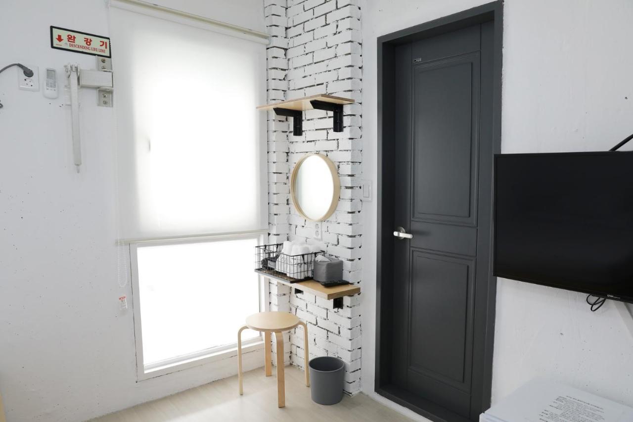Minihotel Poongdaengi Gyeongju Bagian luar foto