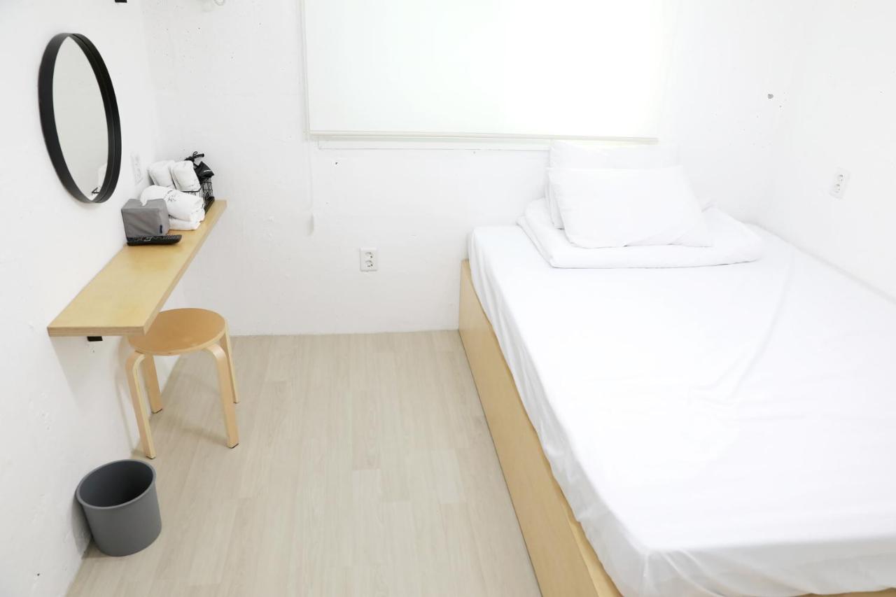 Minihotel Poongdaengi Gyeongju Bagian luar foto