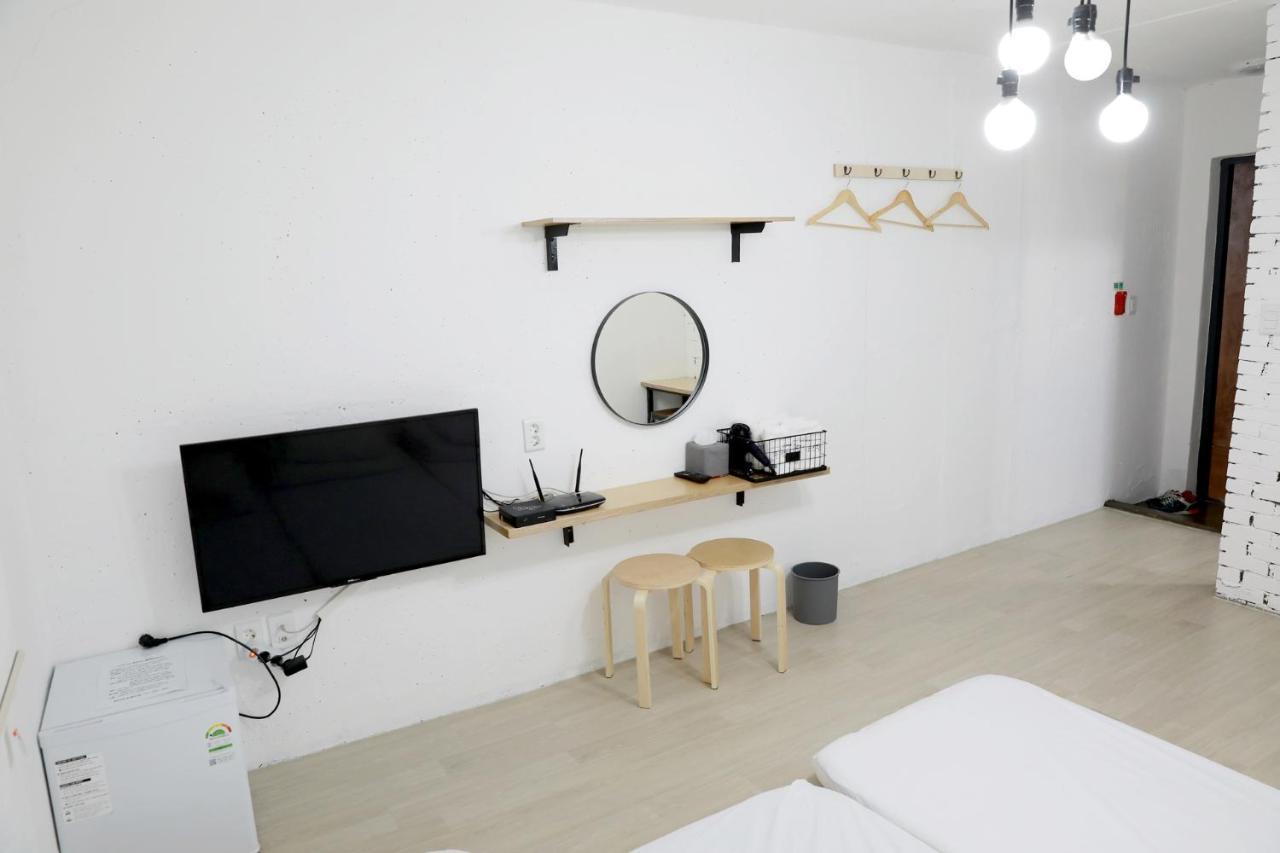 Minihotel Poongdaengi Gyeongju Bagian luar foto